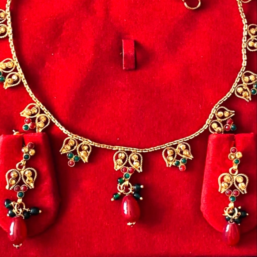 Gold necklace
